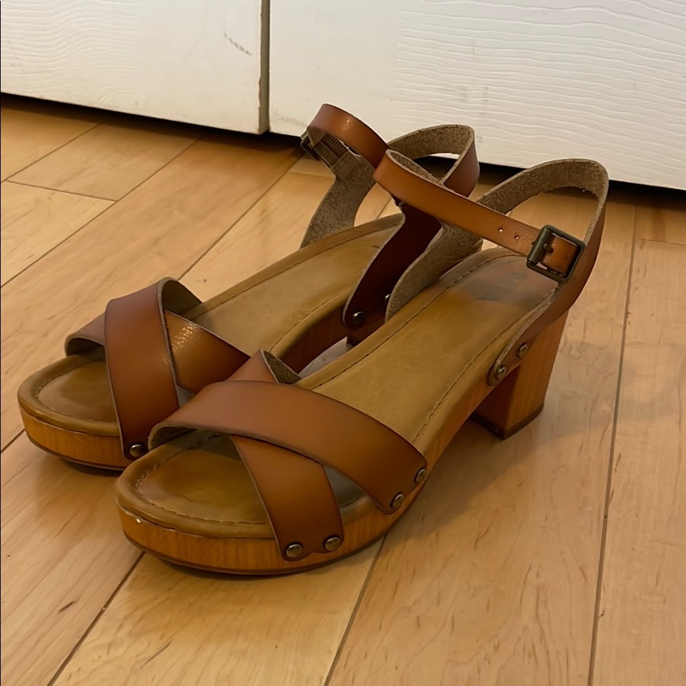 Brown Sandals Clog Style 8